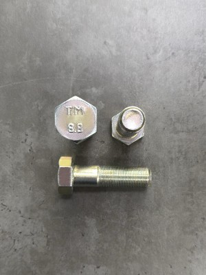 Болт М20х70х1,5  фаркопа