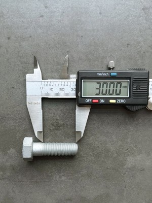 Болт М12х40х1,25 ГОСТ 7798-70 класс прочности 10.9 оцинкованный