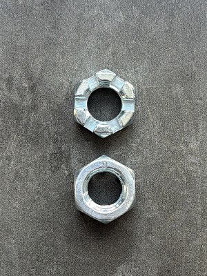 Гайка корончатая, прорезная низкая М16х1,5 DIN 937