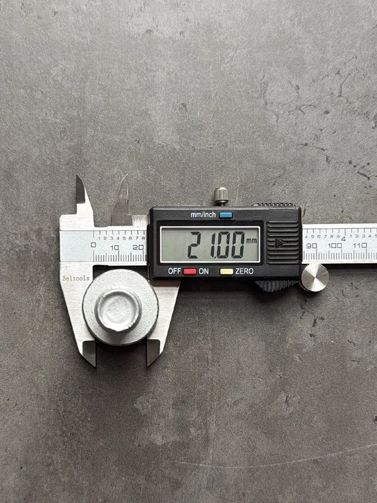 Болт фланцевый М16х110х1,5 10.9 оц. DIN 6921 без насечек
